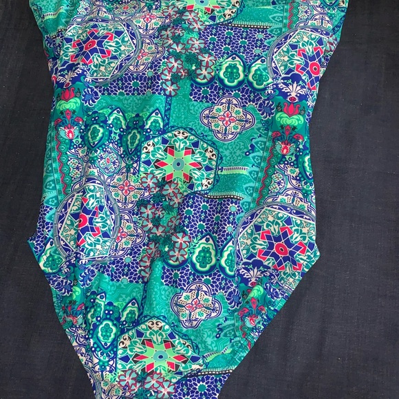 NWOT, Ceeb Swimsuit, Size 8 - Picture 3 of 5